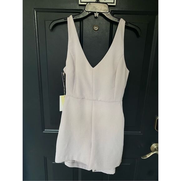 Wilfred NWT New Ecoulement in Lilac Fog Romper, Open Back, Sz 4, MSRP $138 - Picture 3 of 11